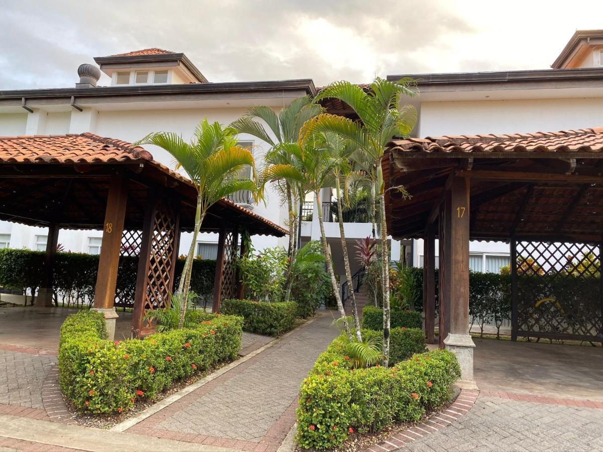 Palm Coast Luxury Rentals Esterillos Este Exteriör bild